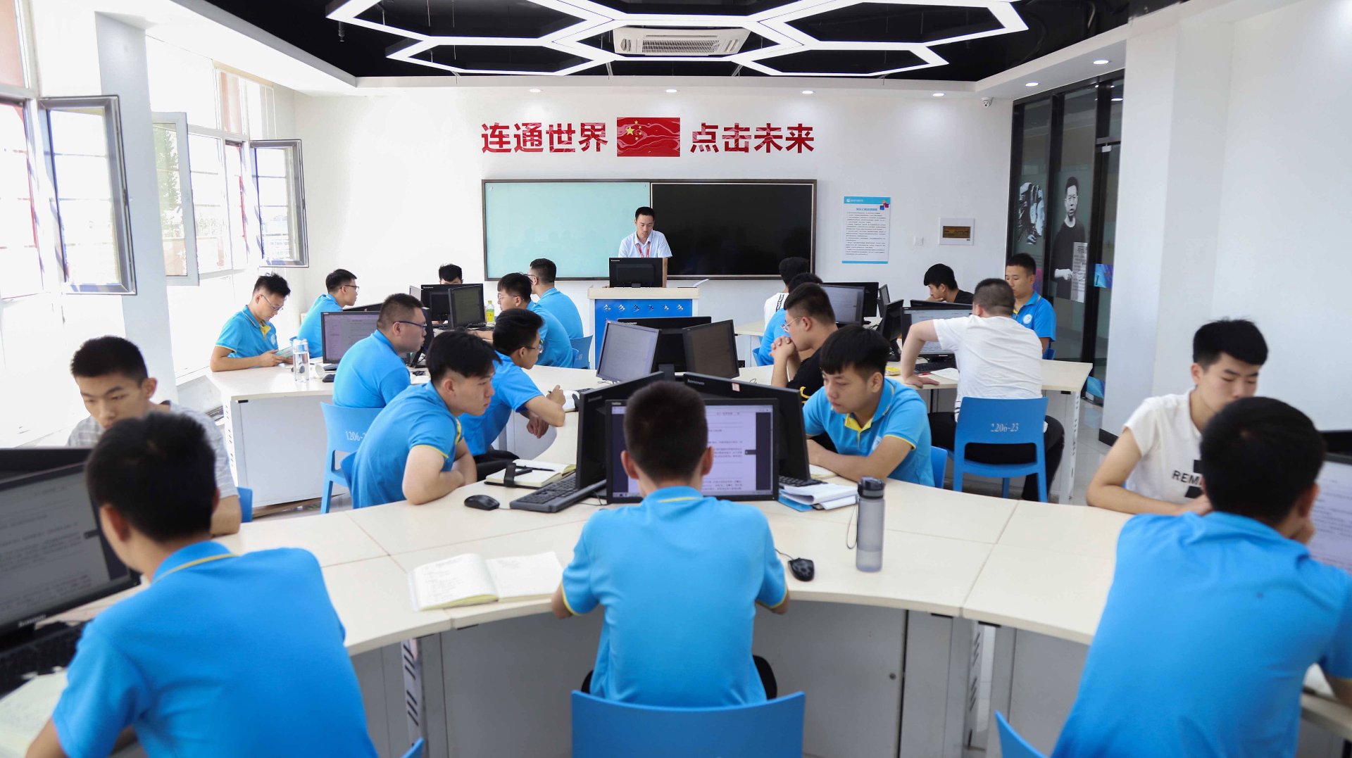 承德宏网络